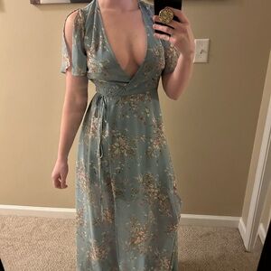 NWT FLOWY MAXI SUMMER DRESS SIZE XS